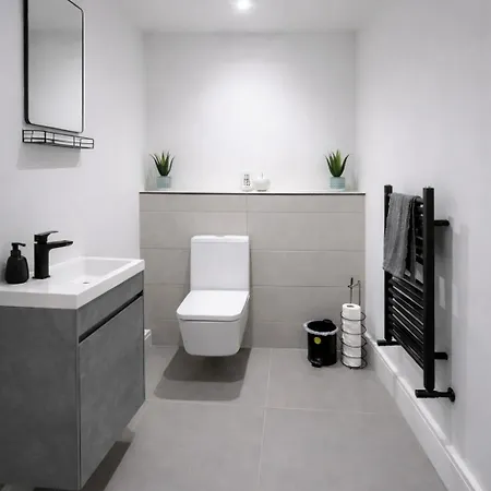 Luxury 2 Bed House Centre With Parking * Leeds (West Yorkshire)