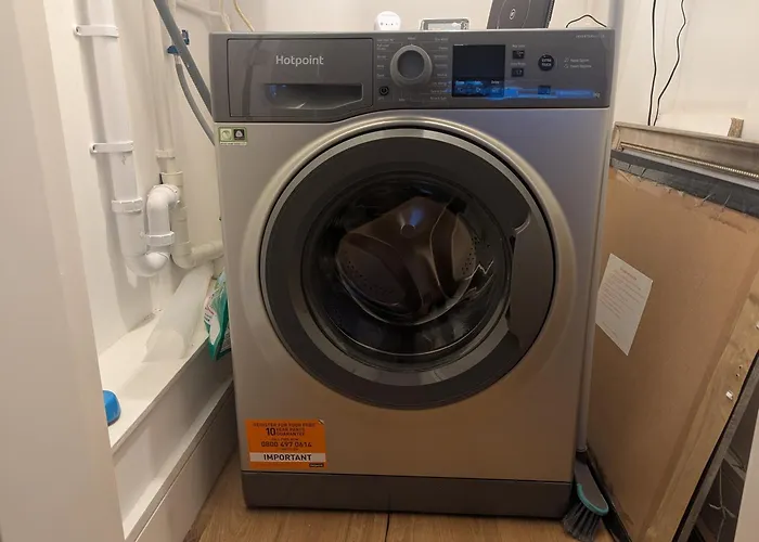 Luxury 2 Bed House Centre With Parking