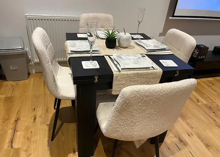 דירה Luxury 2 Bed House Centre With Parking לידס