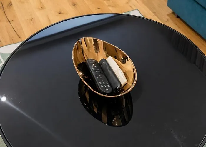 Luxury 2 Bed House Centre With Parking Leeds (West Yorkshire)